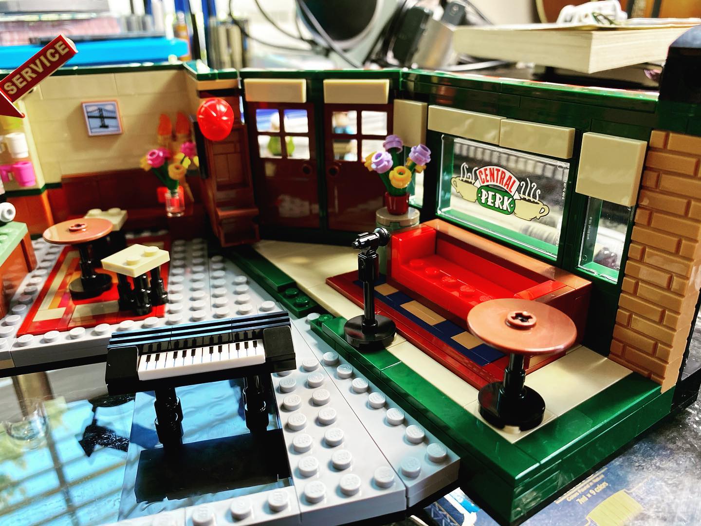 When you’re really missing live music played with real people. #legofriends #legogram