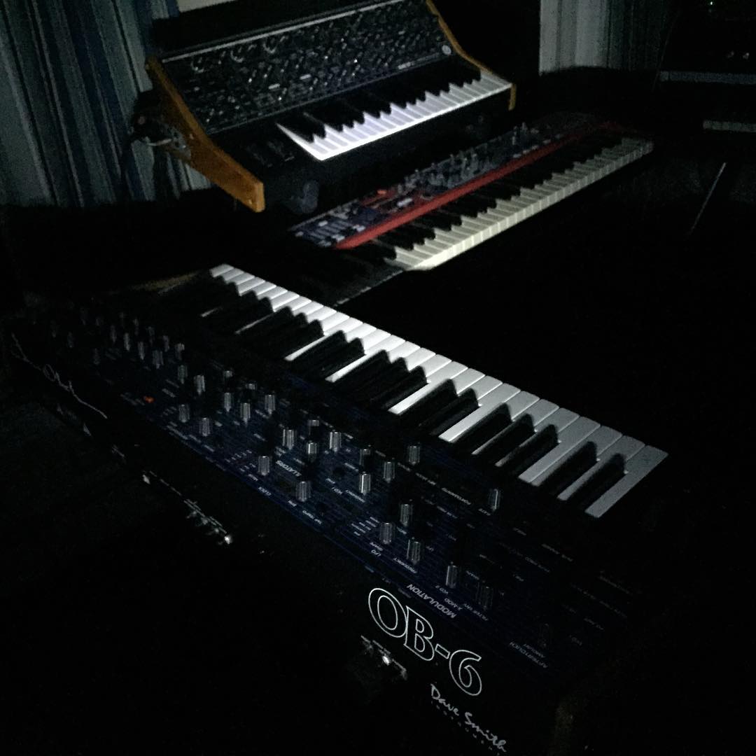 Synths by flashlight @dsisequential @moogmusic @nordkeyboards